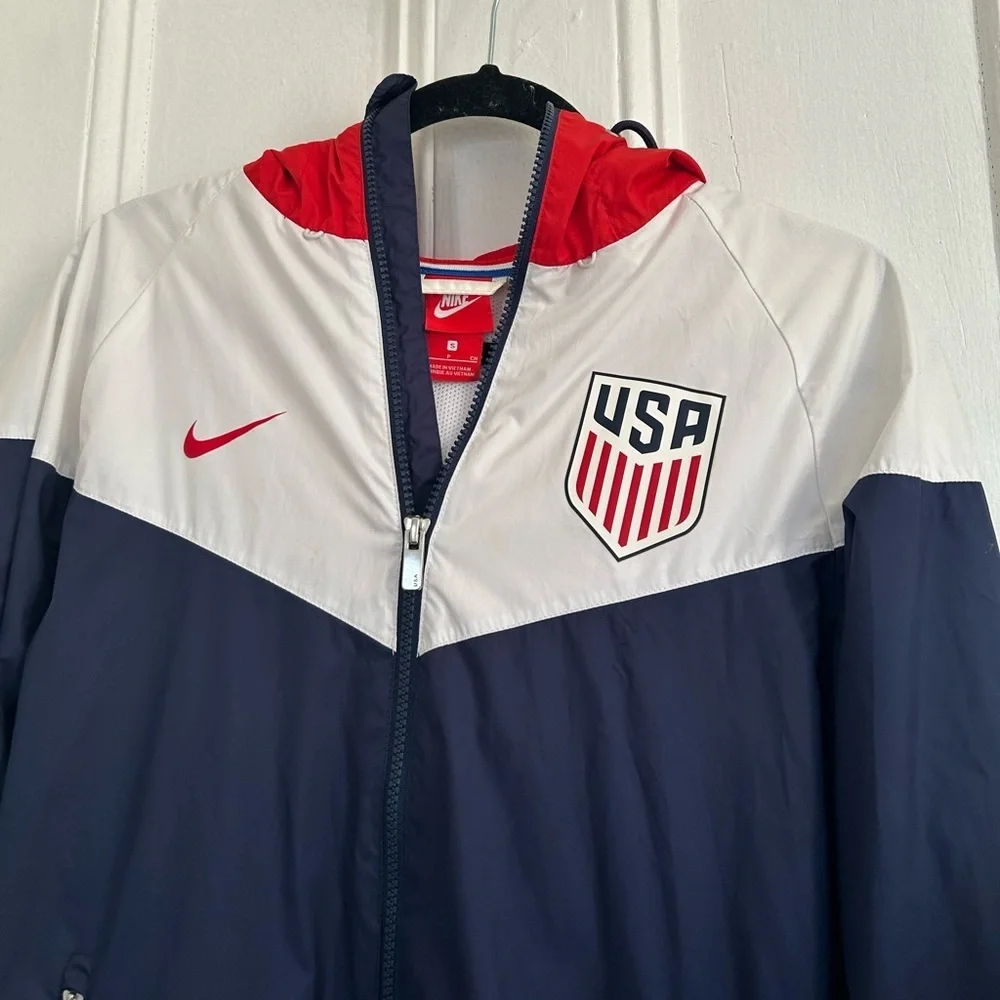 Nike USA Windrunner Soccer Jacket - Navy White Red AJ6519-410 Size Small - Picture 2 of 5